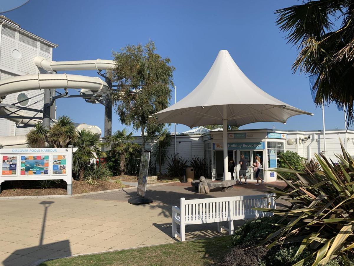 Club Tropicana Poole Exterior photo